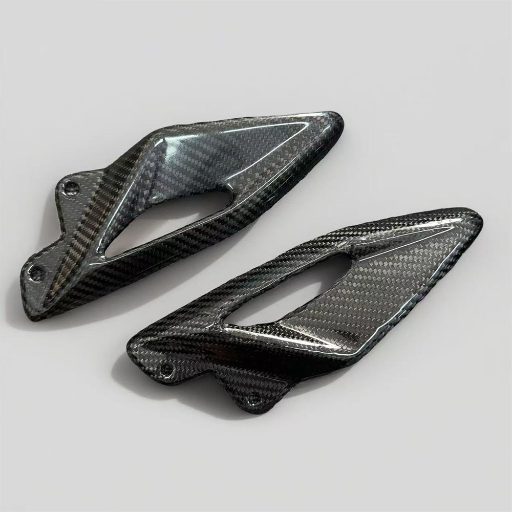 Crepe Pan Carbon - Pour Triumph Street Triple 660 765