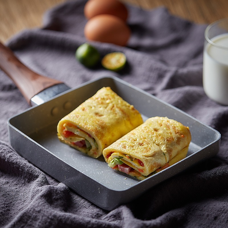 Poêle à frire noire et antiadh - Mini Pancake Griddle avis et prix